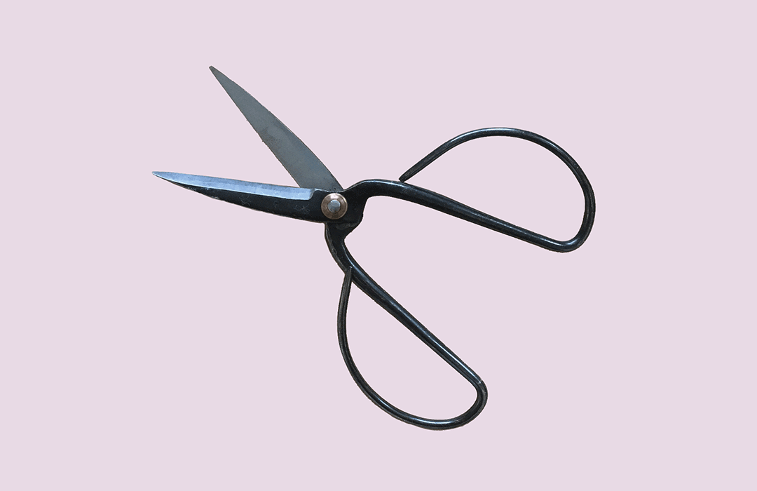 Easy Kut Spring Action Scissors - 4 1/2